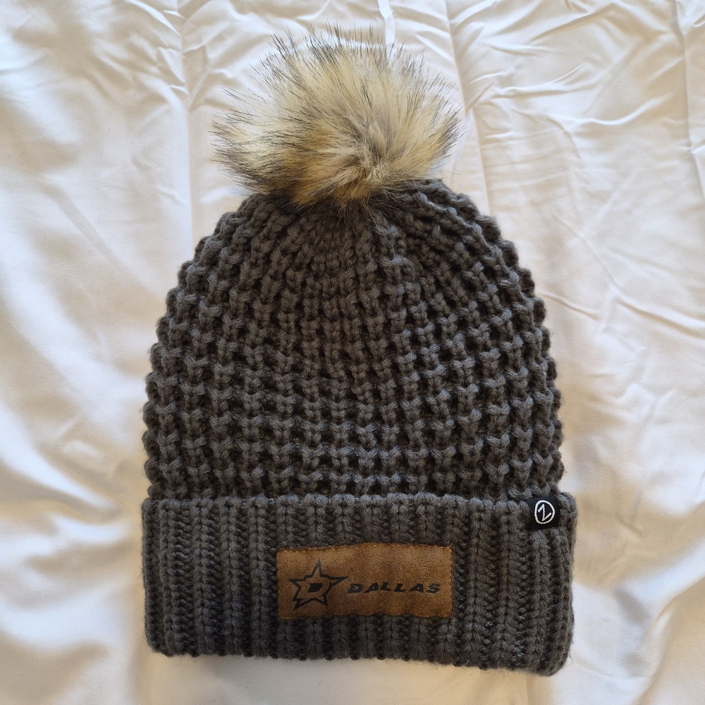 Dallas Stars Gray Knit Beanie with Fuzzy Pom